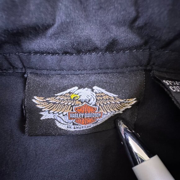 Harley-Davidson Women’s Embroidered L Button-Up - Picture 3 of 7